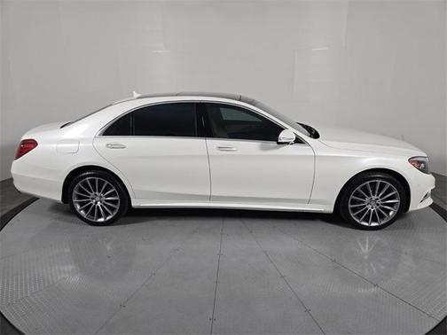2016 Mercedes-Benz S-Class S 550