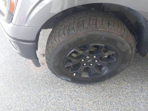 CARBONIZED GREY METALLIC 2025 Ford F-150