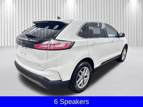 2022 Ford Edge 