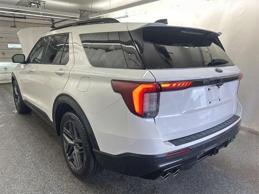 BLANC ASTRAL MÉT 3COUCHES 2025 Ford Explorer ST