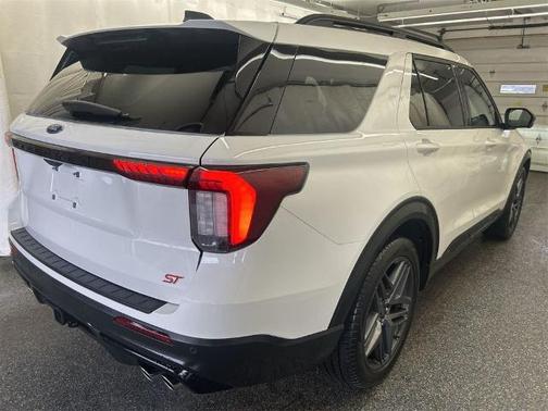 BLANC ASTRAL MÉT 3COUCHES 2025 Ford Explorer ST