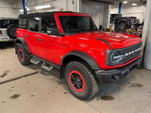 2022 Ford Bronco 