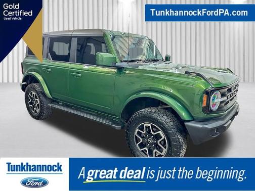 ERUPTION GREEN METALLIC 2023 Ford Bronco