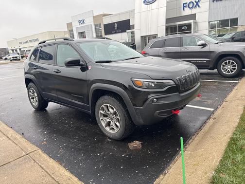 2022 Jeep Cherokee Trailhawk