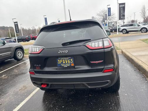 2022 Jeep Cherokee Trailhawk