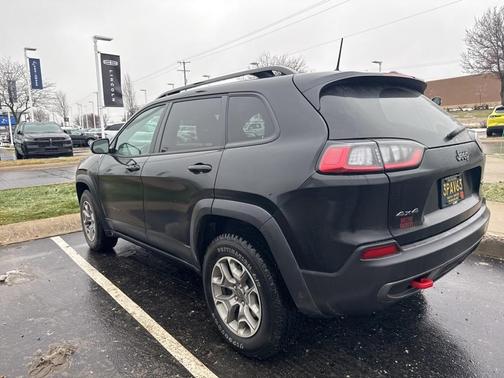 2022 Jeep Cherokee Trailhawk