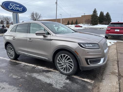 2020 Lincoln Nautilus Reserve