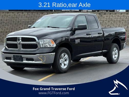 Diamond Black 2024 RAM 1500 Classic SLT
