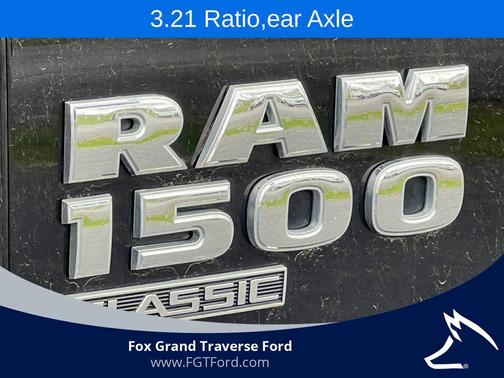 Diamond Black 2024 RAM 1500 Classic SLT