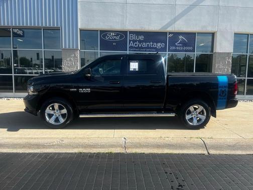 2016 RAM 1500 Sport
