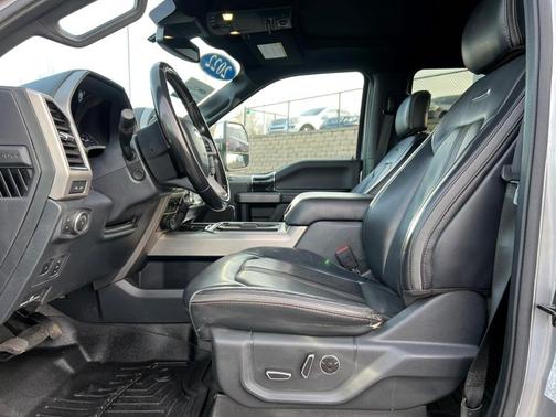 2022 Ford F-350 Platinum