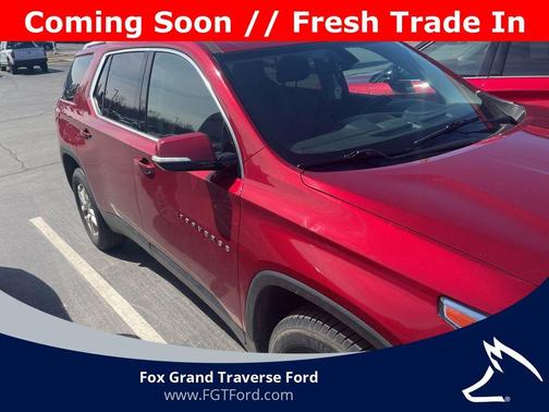 Cajun Red Tintcoat 2018 Chevrolet Traverse LT Cloth