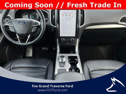 Burgundy Velvet Metallic Tinted Clearcoat 2023 Ford Edge SEL