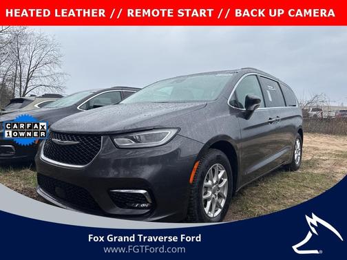 2022 Chrysler Pacifica Touring-L