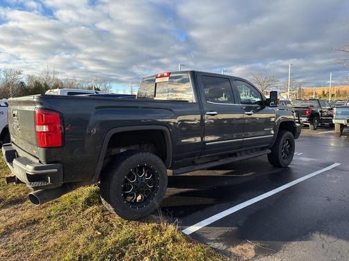 2017 GMC Sierra 2500 SLT