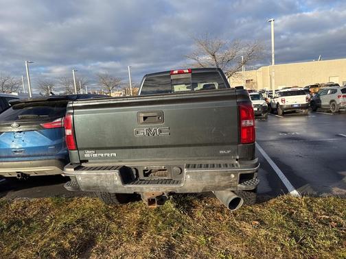 2017 GMC Sierra 2500 SLT