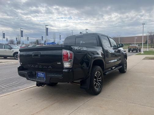 2022 Toyota Tacoma TRD Sport