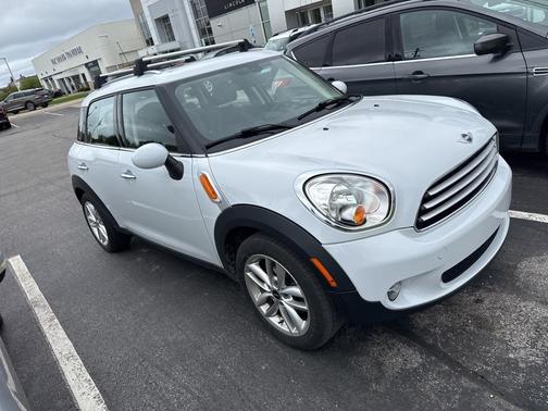 2014 MINI Countryman Cooper