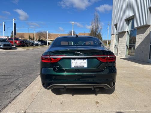 2023 Jaguar XF P300 R-Dynamic SE