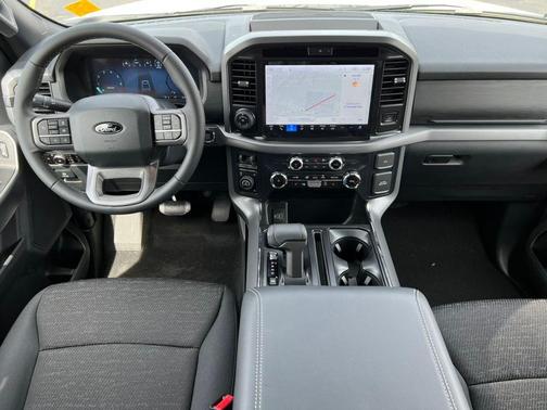 Oxford White 2026 Ford F-150 XLT