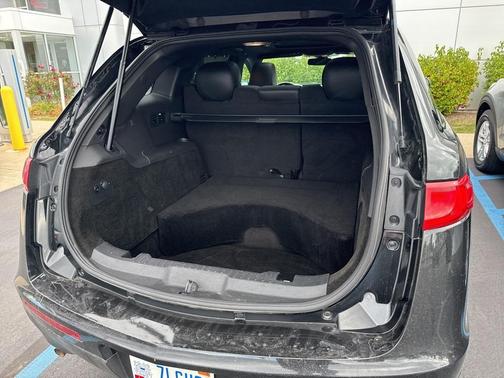 2014 Lincoln MKT 