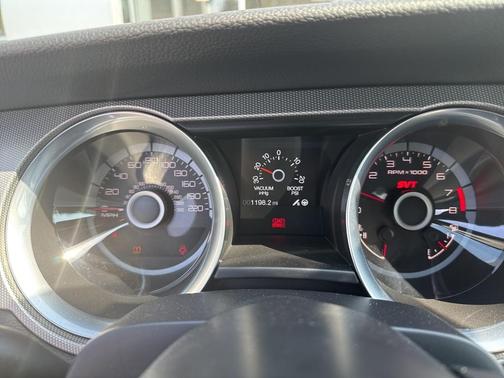 2014 Ford Shelby GT500 Base