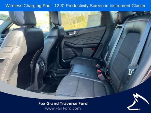 Cinnabar Red 2023 Ford Escape ST-Line Select