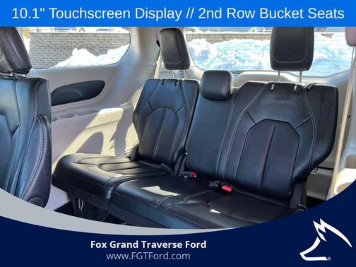 2024 Chrysler Pacifica Touring-L