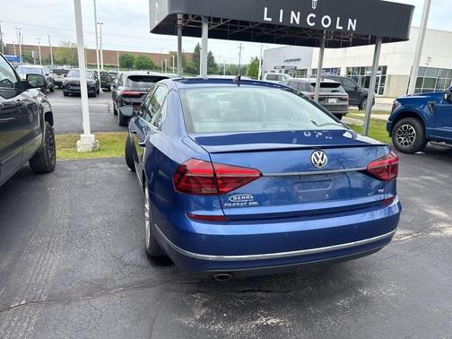 2017 Volkswagen Passat 1.8T SEL Premium