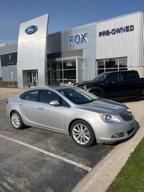 Photo 2 of 6 of 2013 Buick Verano Base