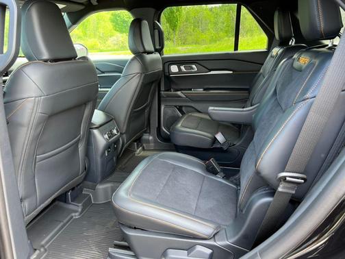 Black Metallic 2026 Ford Explorer Tremor