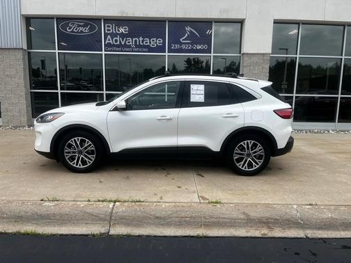 2022 Ford Escape SEL