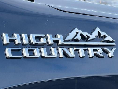 2022 Chevrolet Silverado 1500 Limited High Country