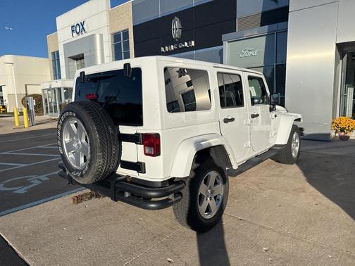 2011 Jeep Wrangler Unlimited Sahara