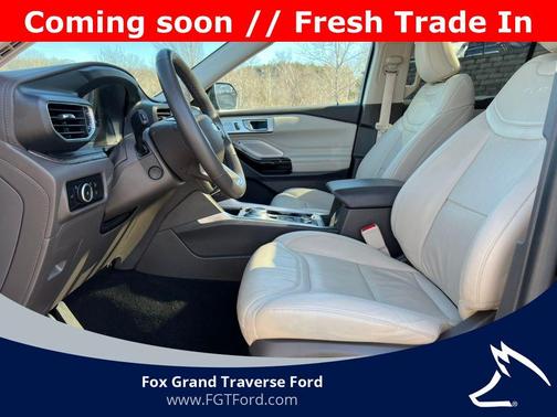 2023 Ford Explorer Platinum