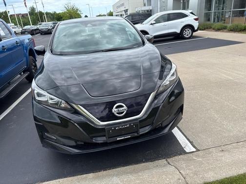 2022 Nissan Leaf SV PLUS