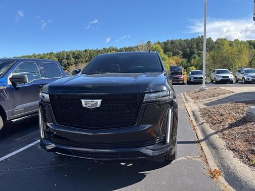 2024 Cadillac Escalade Sport