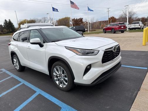 2023 Toyota Highlander Limited