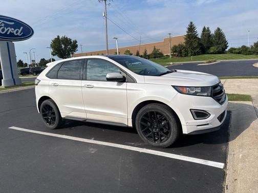 2016 Ford Edge Sport