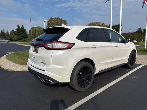 2016 Ford Edge Sport