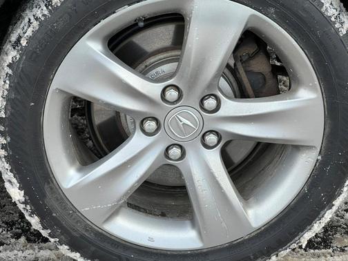 2013 Acura TL Technology