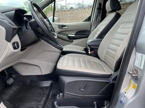 2020 Ford Transit Connect Titanium