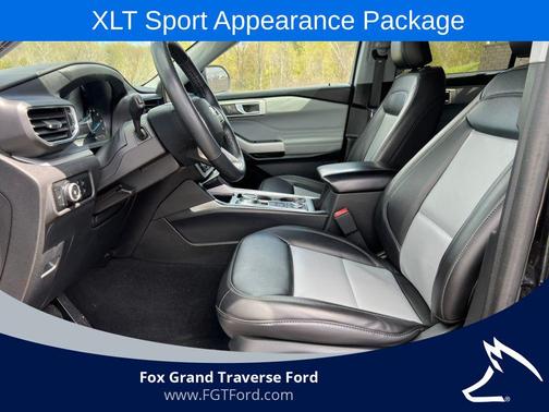 Black Metallic 2023 Ford Explorer XLT