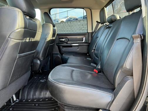 2014 RAM 1500 Laramie