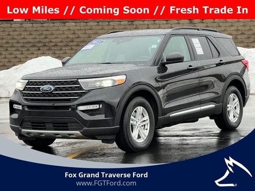 Black 2021 Ford Explorer XLT