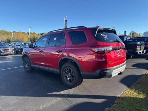 2025 Honda Pilot TrailSport