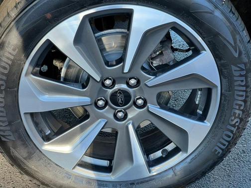 2024 Ford Escape Platinum