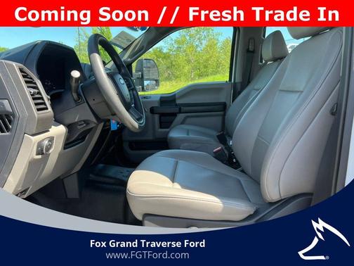 Oxford White 2022 Ford F-250 XL
