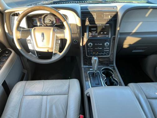 2015 Lincoln Navigator L