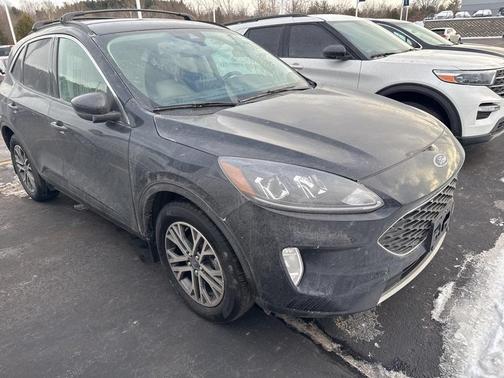 2021 Ford Escape SEL